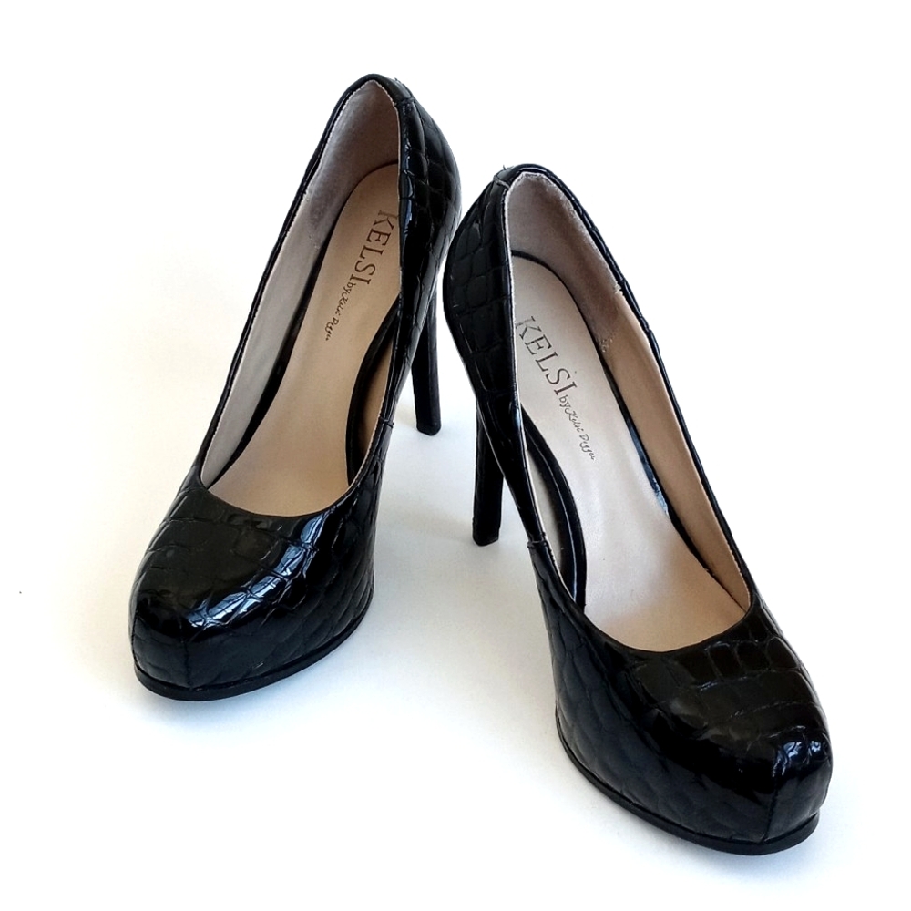 Kelsi Dagger Black Croc-Embossed Patent Leather Square Toe 5" Heel Pumps 8